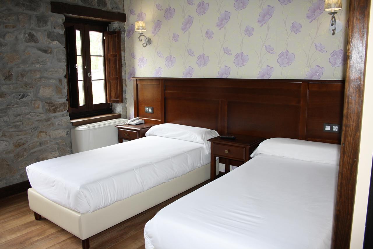 Hotel Rural El Reundu Campomanes Kültér fotó