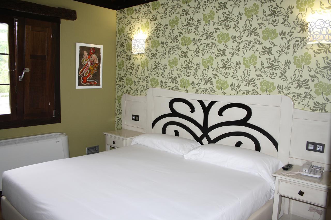 Hotel Rural El Reundu Campomanes Kültér fotó