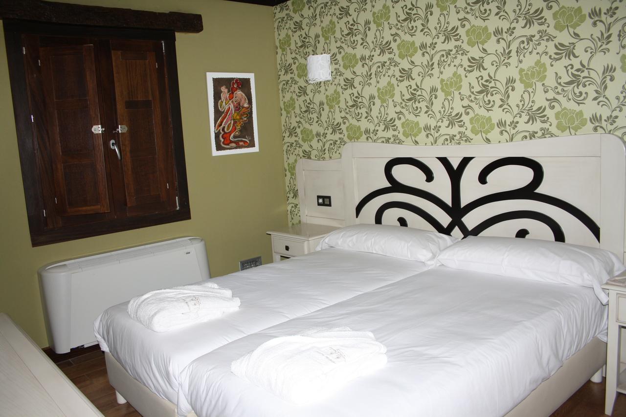 Hotel Rural El Reundu Campomanes Kültér fotó